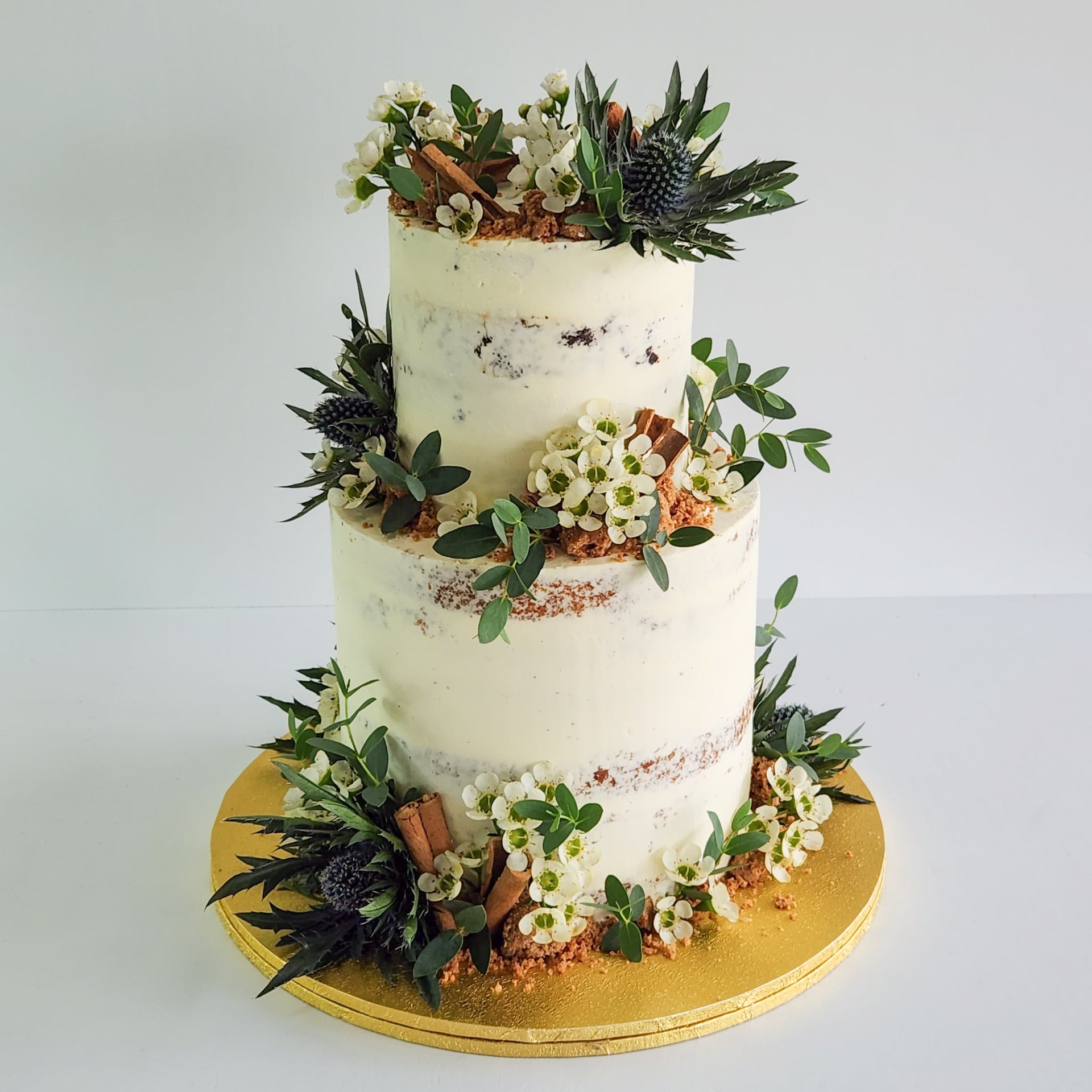 Rustic Garden Fresh Floral Cake – Bloomsbury Bakers