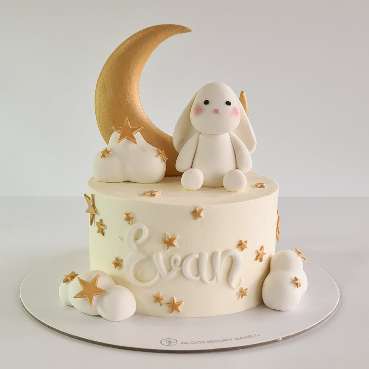 Bunny to the Moon Cake – Bloomsbury Bakers