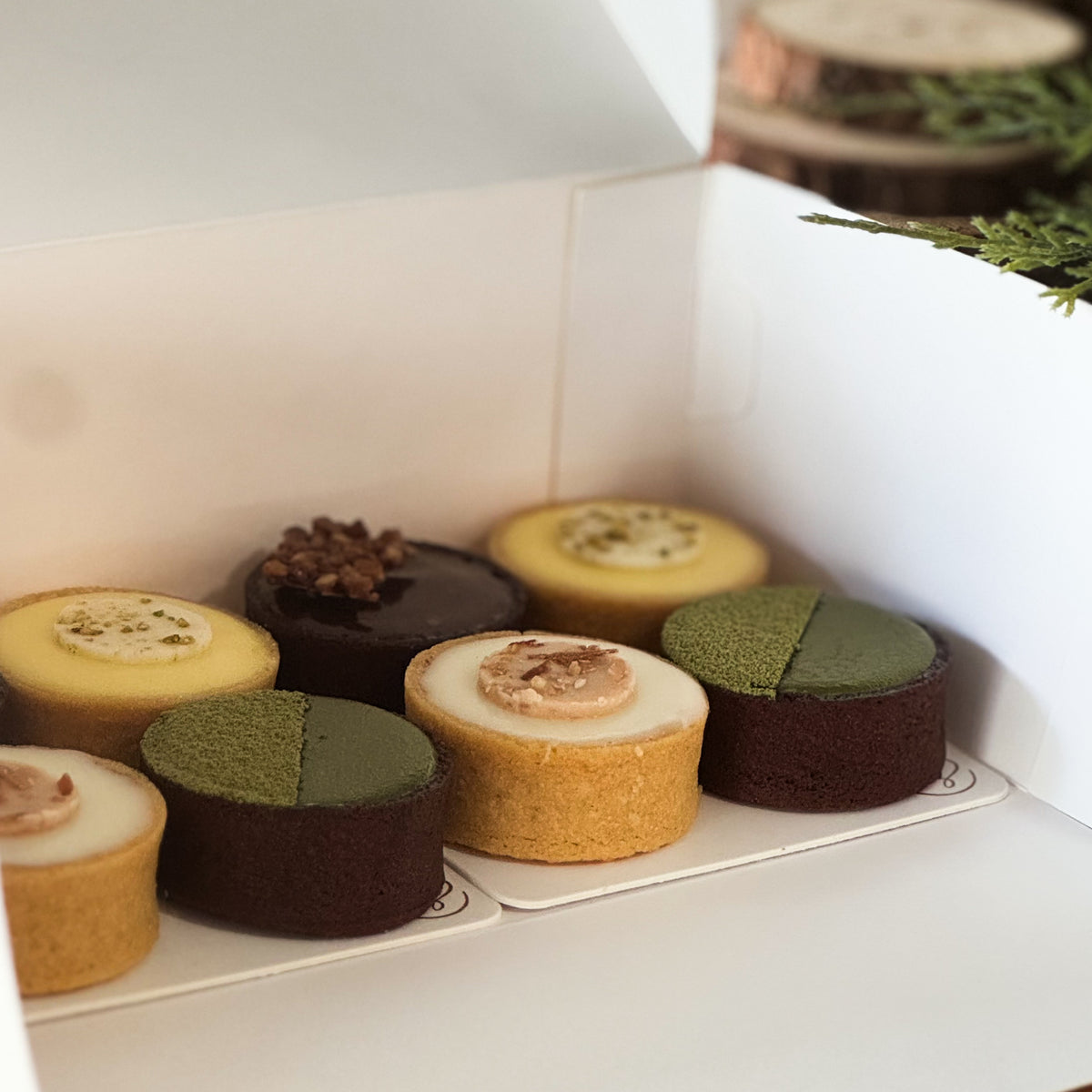 8 Tartlets
