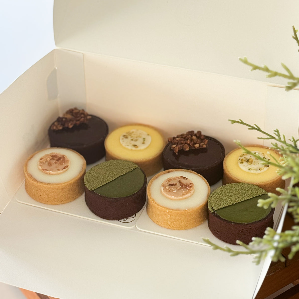 8 Tartlets